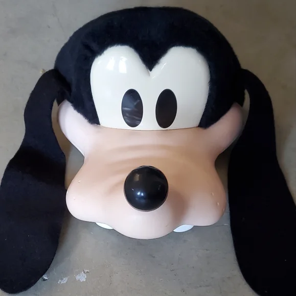 Disney | Accessories | Disney Vintage Goofy Trucker Hat  display picture 3
